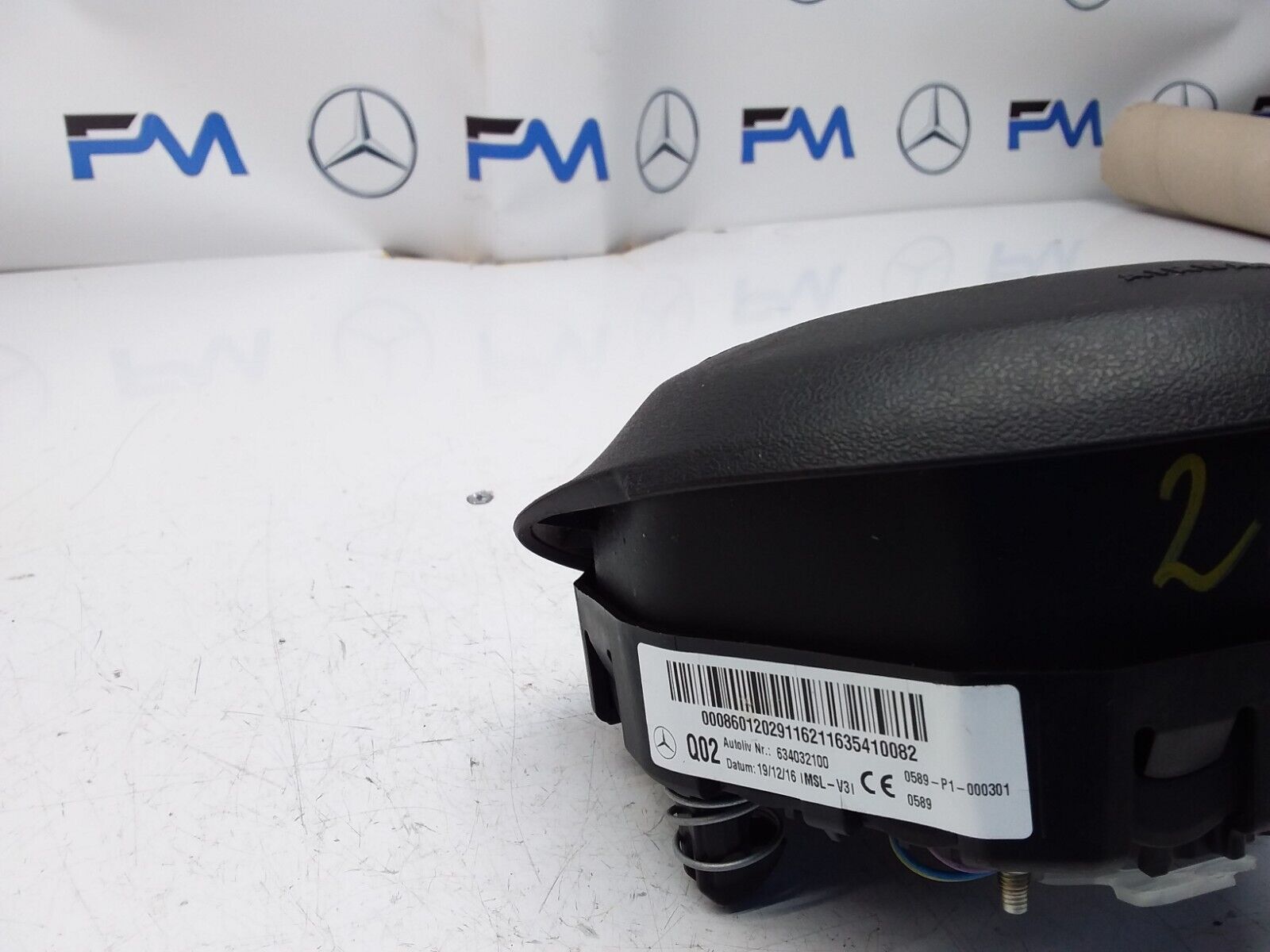 MERCEDES C-CLASS W205 STEERING WHEEL AIRBAG 308998793162-AB FM00488