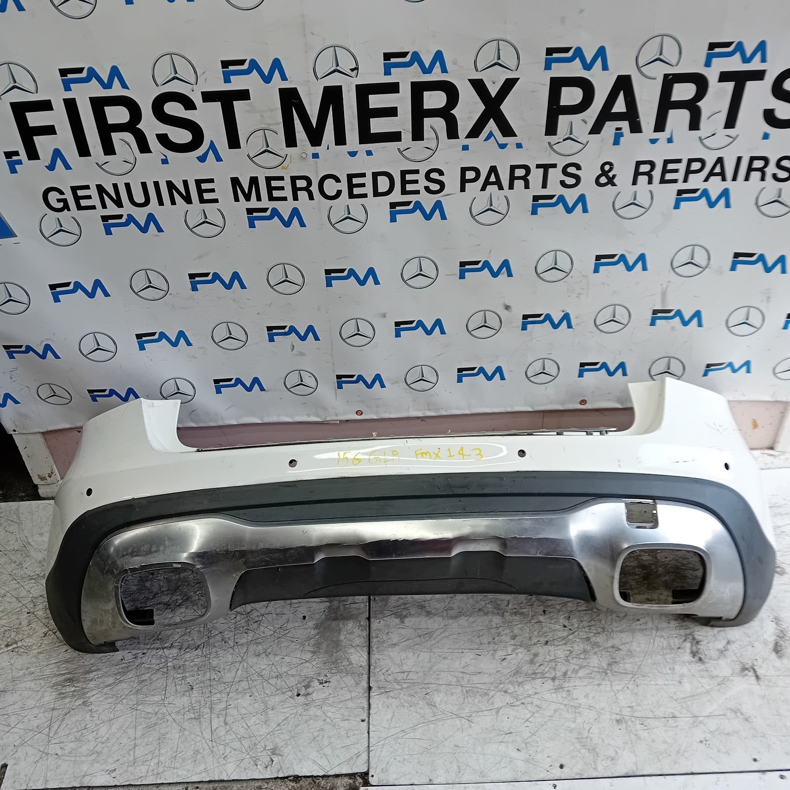 MERCEDES BENZ GLA W156 REAR BUMPER WHITE 2014-2019 A1568802640 FMX143