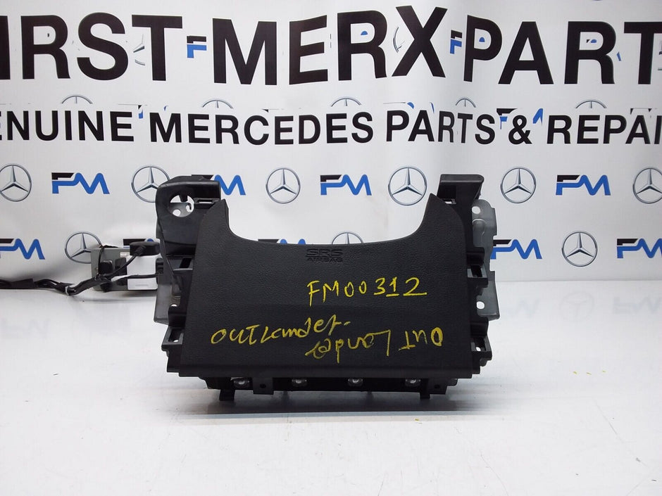 MITSUBISHI OUTLANDER MK3 KNEE AIR SRS BAG RIGHT DRIVER SIDE 7030A-31753 FM00312