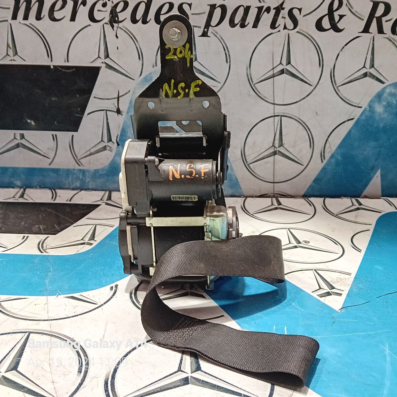 MERCEDES BENZ C CLASS W204 COUPE NEARSIDE FRONT (N.S.F) A2048601985