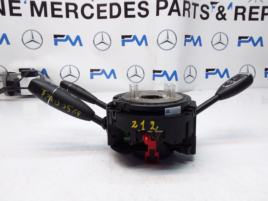 Mercedes E-CLASS W212 INDICATOR/WIPER GEAR SELECT + SQUIB  2015 FM00569