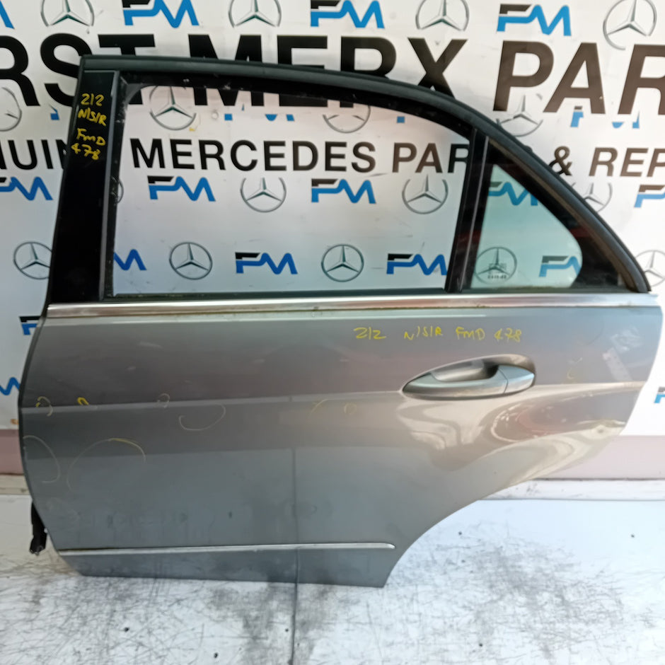 MERCEDES BENZ  E-CLASS W212 SLN PASSENGER REAR DOOR NSR SILVER 2013 FMD478