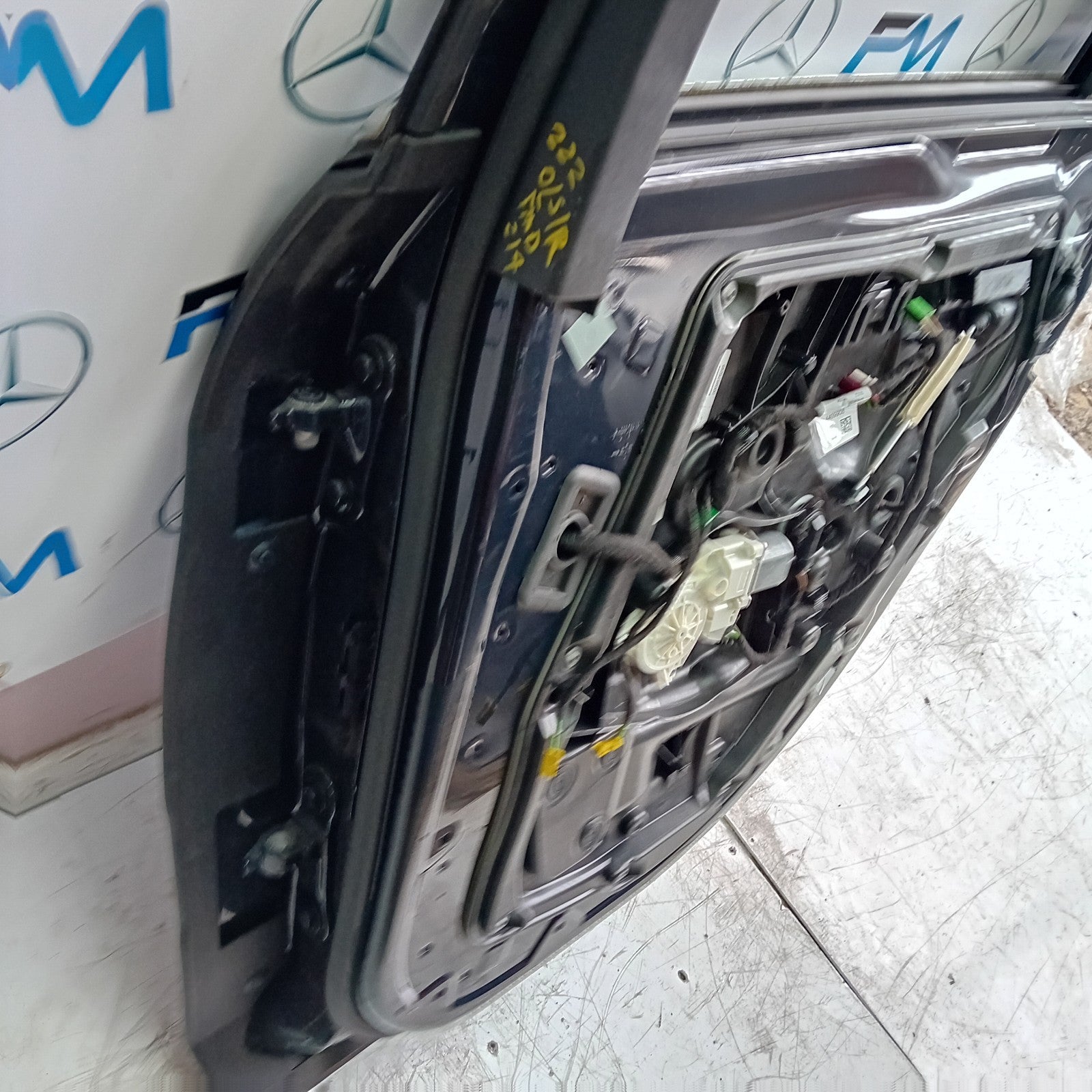 MERCEDES BENZ S-CLASS W222 SALOON DRIVER REAR DOOR OSR BLACK 2014 ON FMD214