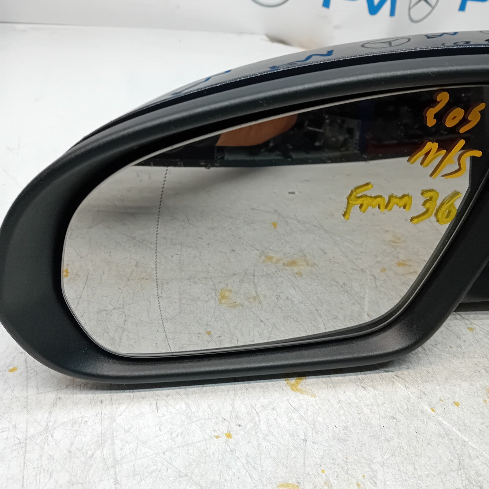 MERCEDES C-CLASS  W205 PASSENGER SIDE WING MIRROR A2058104702 BLUE FMM36