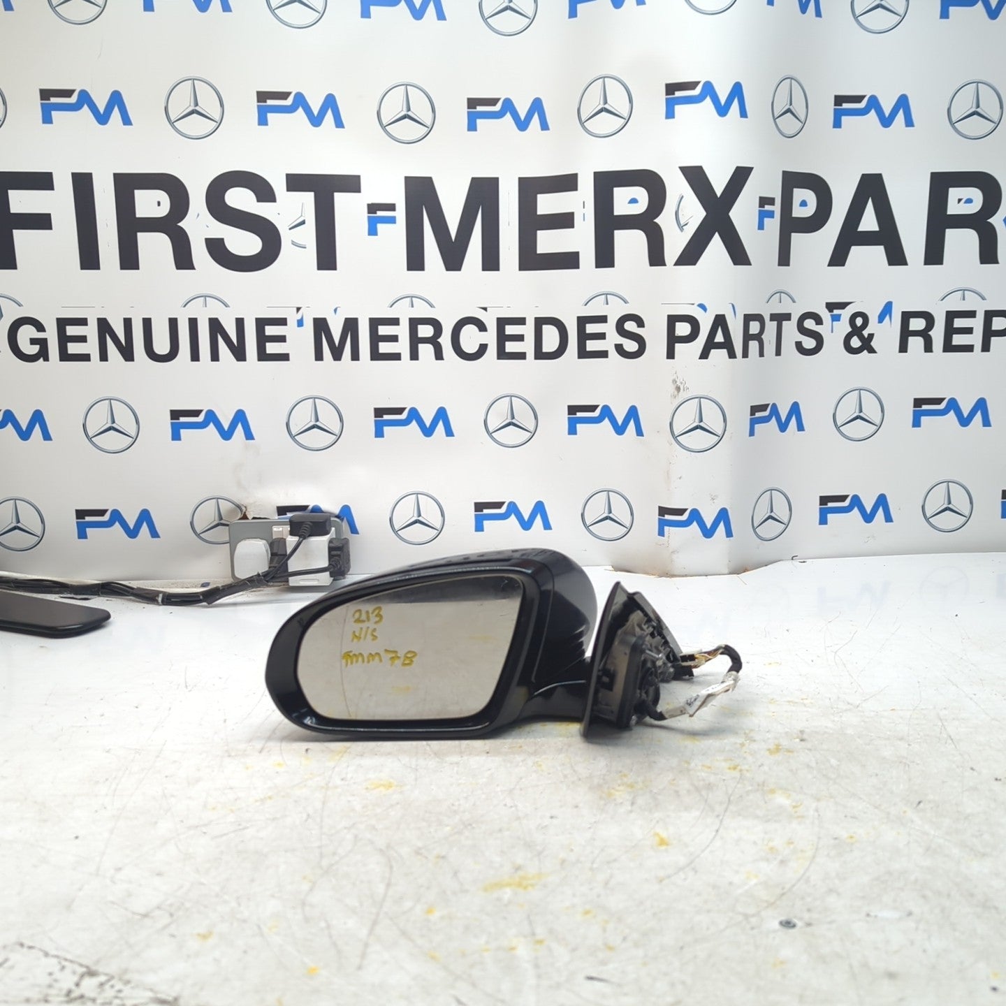 MERCEDES E-CLASS W213 PASSENGER WING MIRROR NS BLACK A2138102500 FMM78