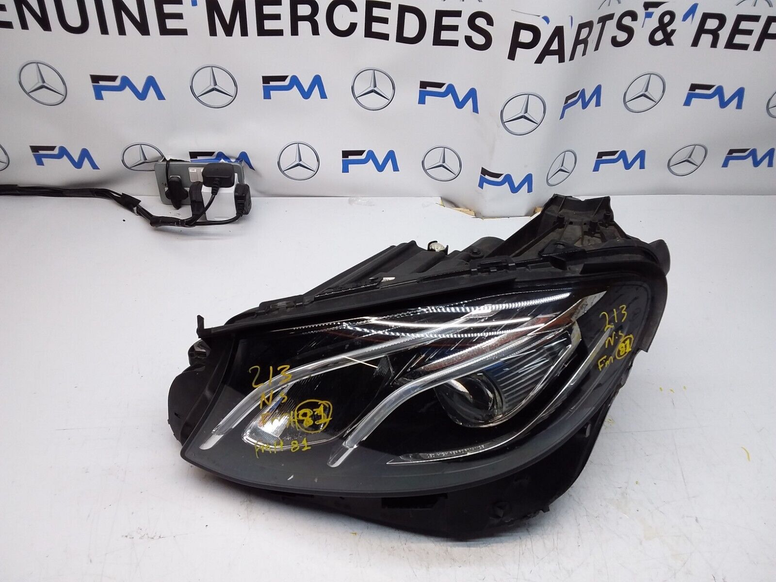 MERCEDES W213 E-CLASS PASSENGER NS HEADLIGHT A2139064104 FMH81 LED HIGH PERFORM 