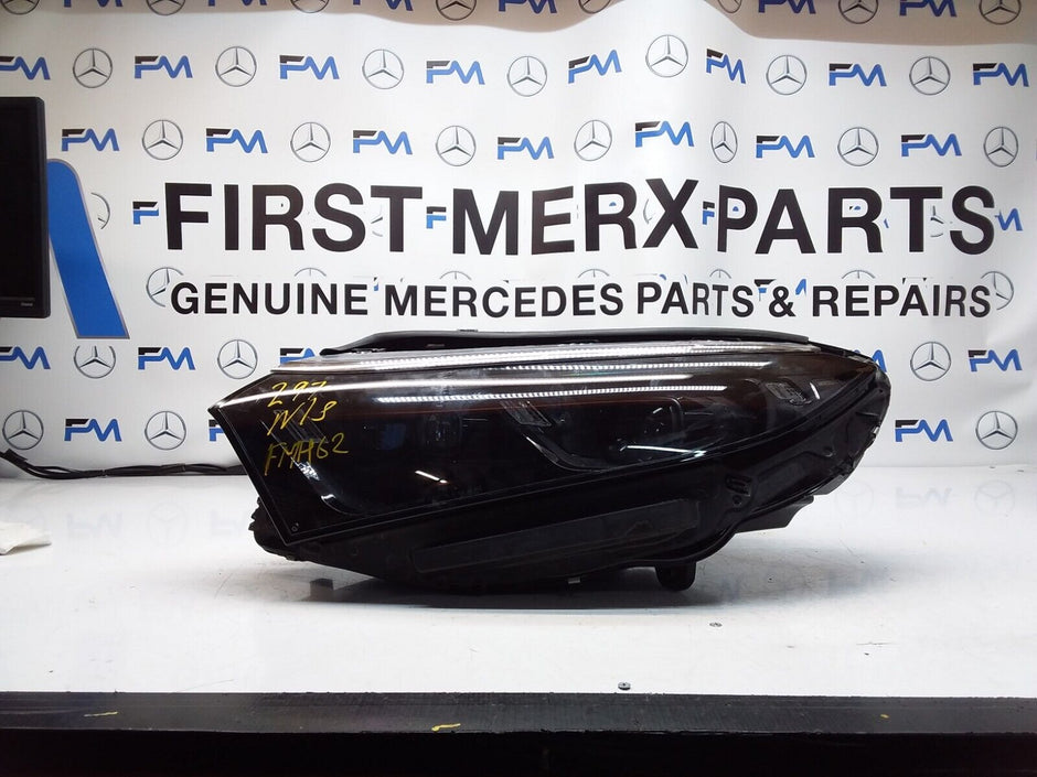 GENUINE Mercedes EQS W297 LEFT Side LED Headlight 2022 A2979062103 FMH62 Digital