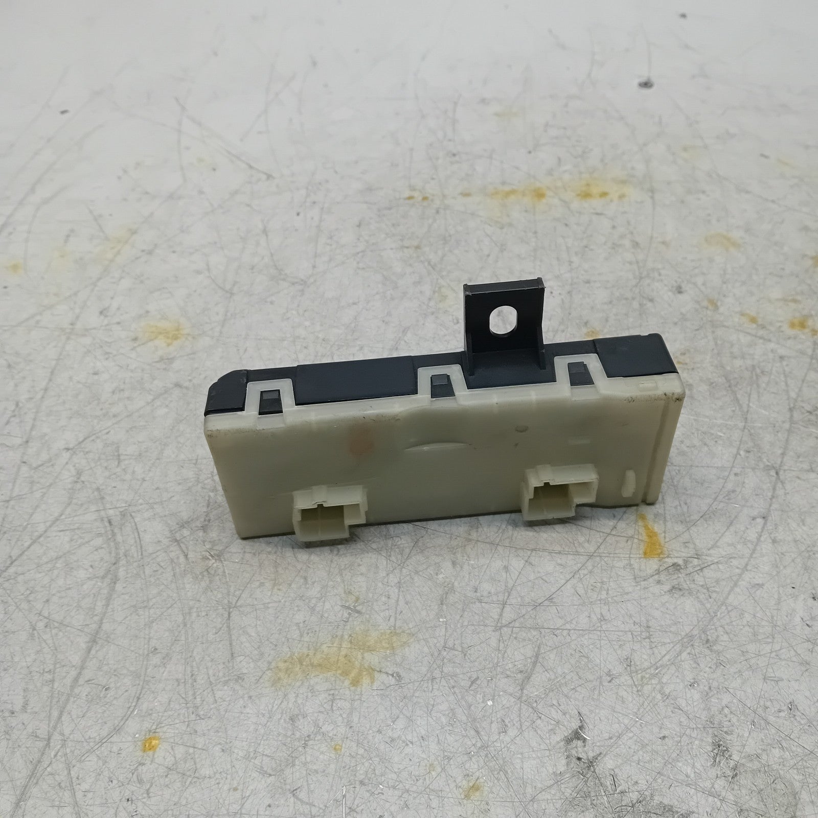 MERCEDES BENZ  E-CLASS TAILGATE CONTROL MODULE W213 A2139000814 FM001507