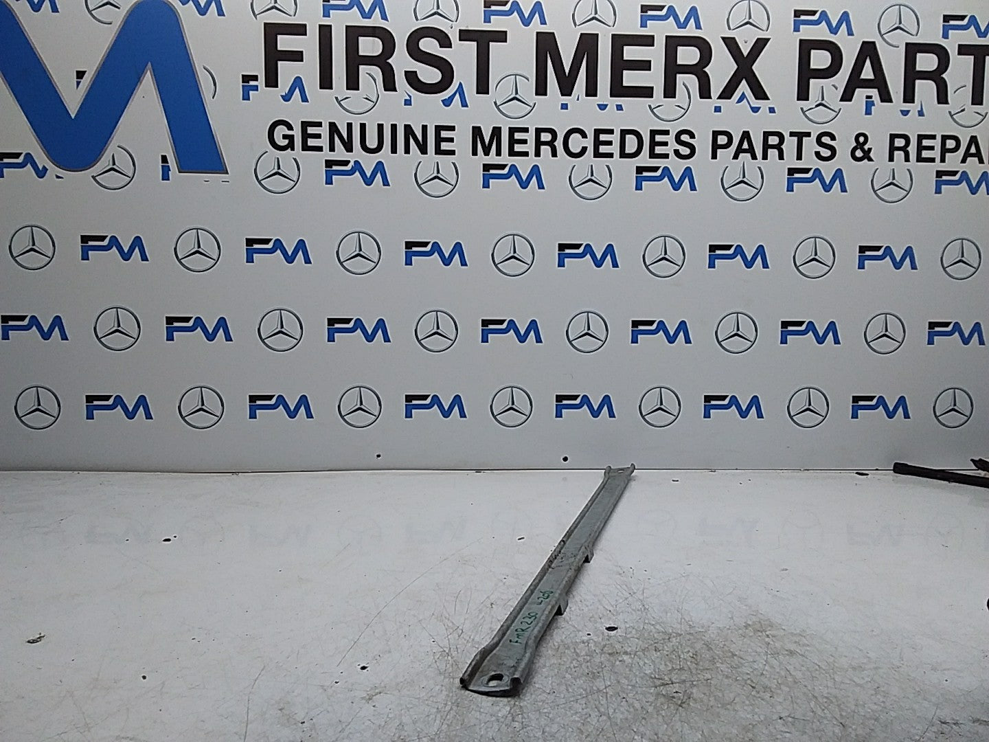 MERCEDES C-CLS W206 STRUT BRACE BAR FMR230