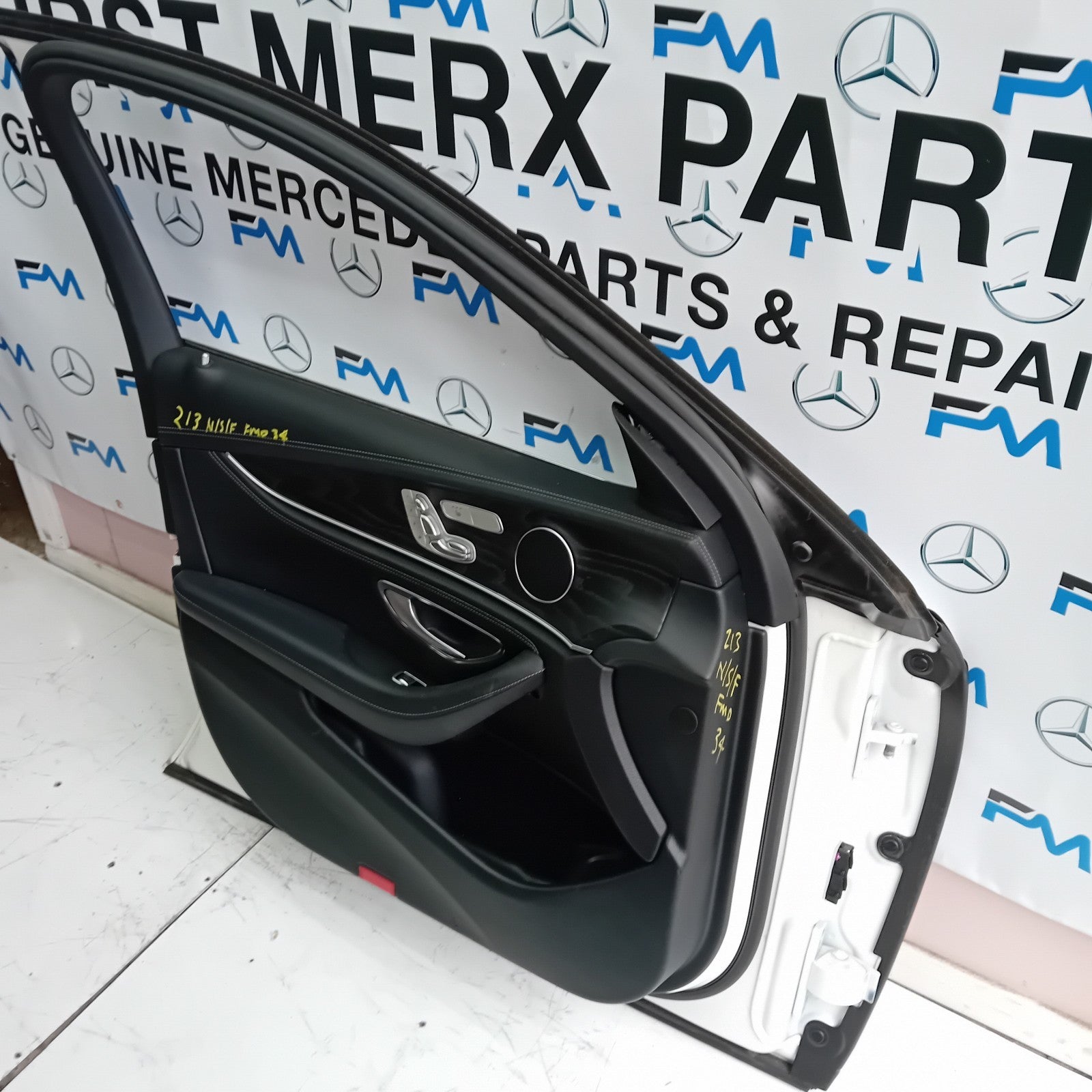 MERCEDES BENZ E-CLASS W213 PASSENGER SIDE FRONT DOOR N/S/F COMPLETE WHITE FMD34