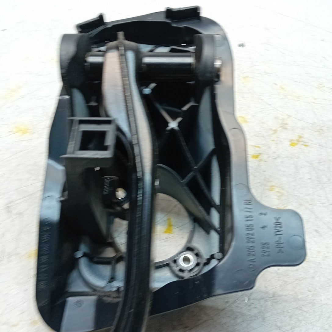 MERCEDES BENZ C-CLASS W205 BRAKE PEDAL A2052920308 2014 ON FM001327