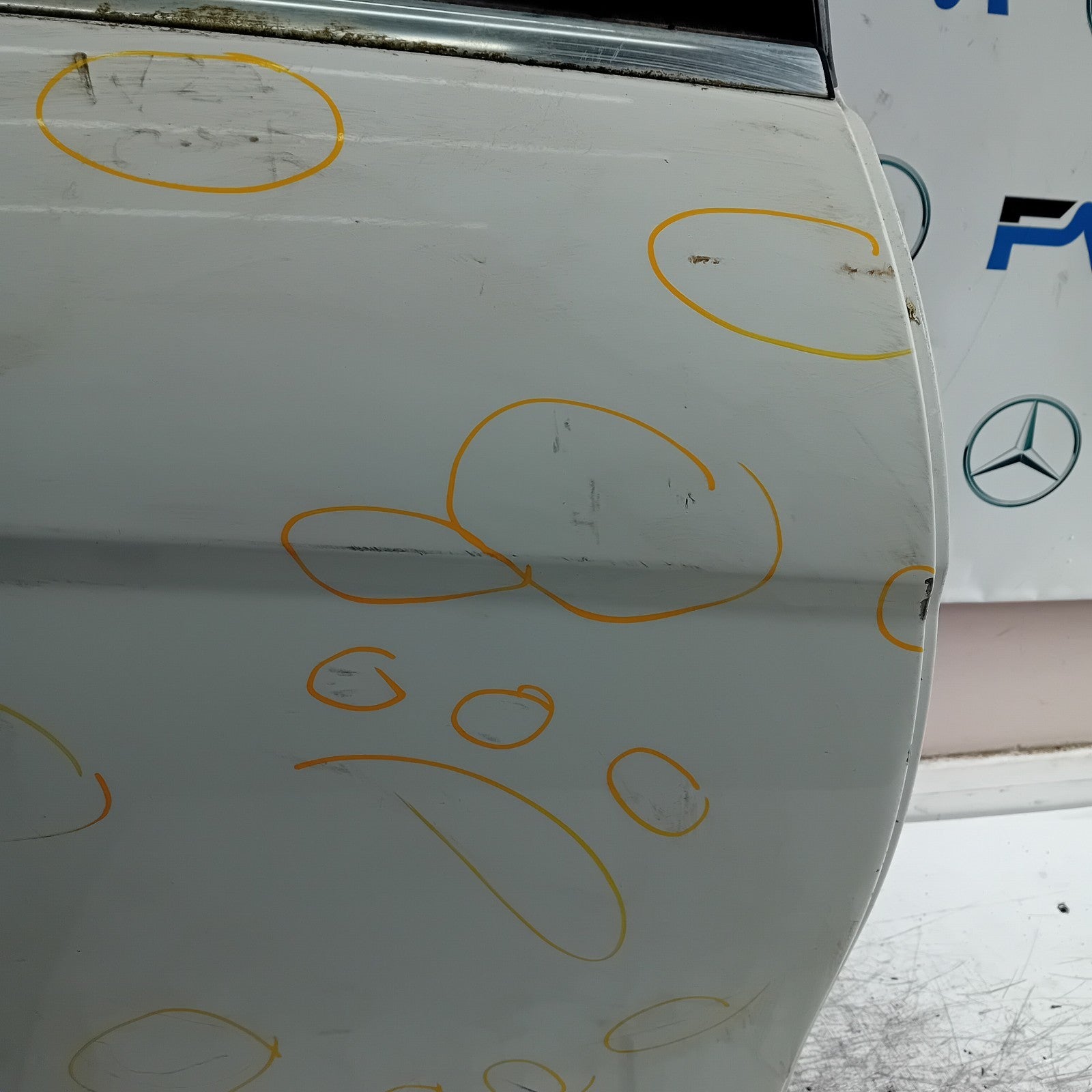 MERCEDES C-CLASS W204 SLN DRIVER REAR DOOR OSR WHITE 2009-2014 FMD437