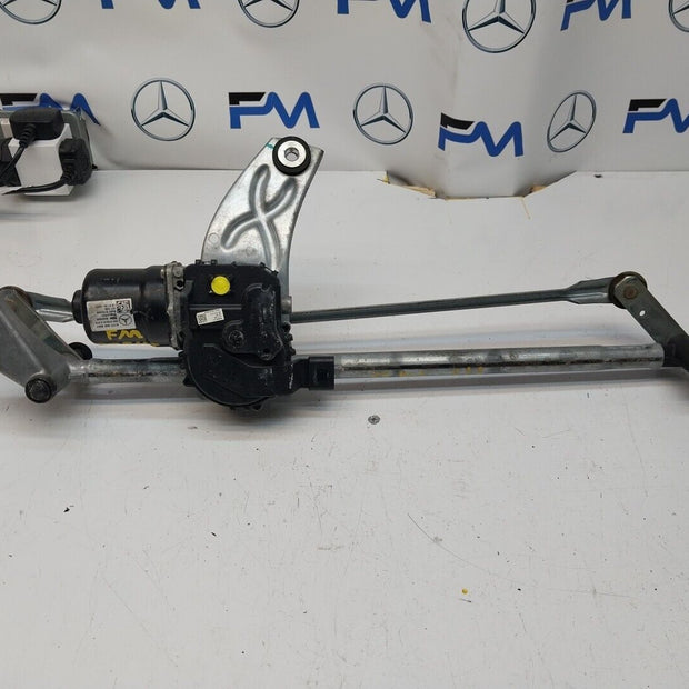 MERCEDES-BENZ A CLASS W177  FRONT WIPER MOTOR WITH LINKAGE A1779064801 FM00243