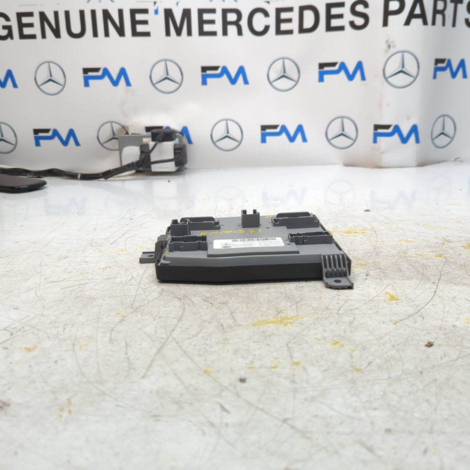 MERCEDES E-CLASS REAR SAM CONTROL MODULE W213 A2139003008 2016 FM001371