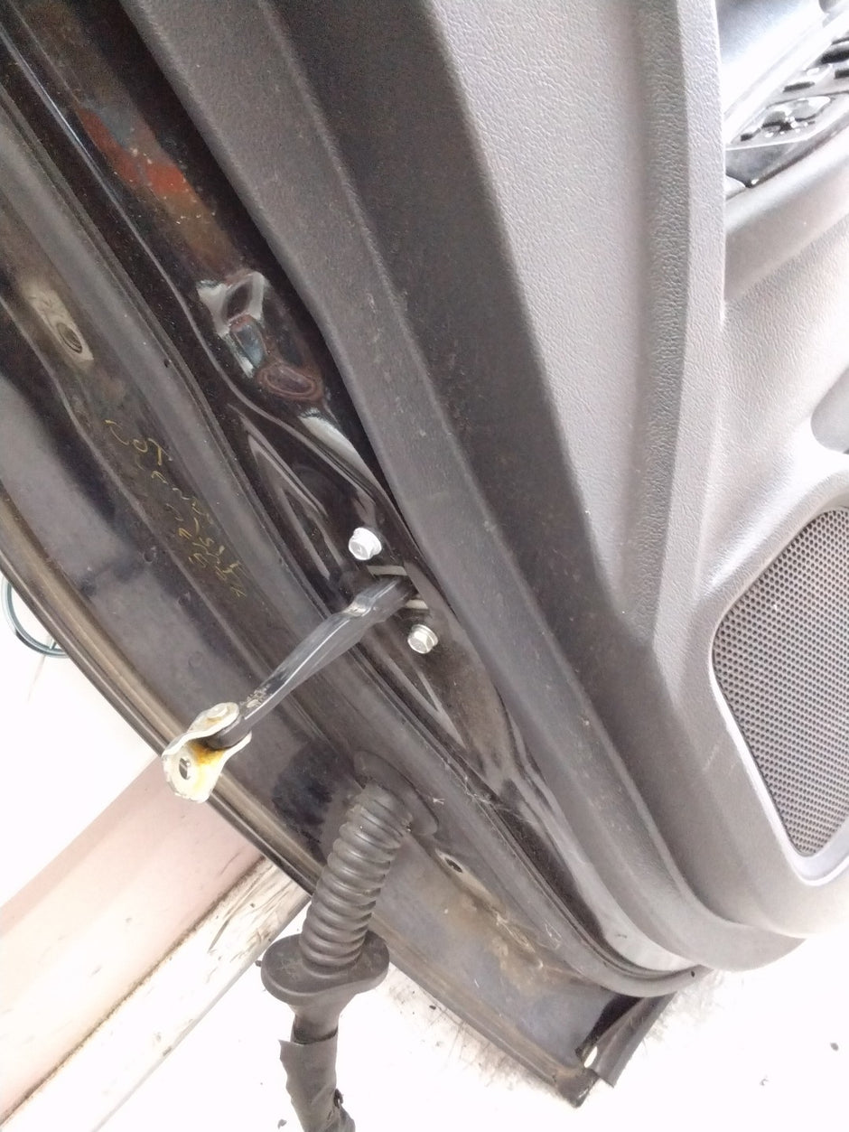 MITSUBISHI OUTLANDER DRIVER FRONT DOOR OSF BLACK  COMPLETE FMD576