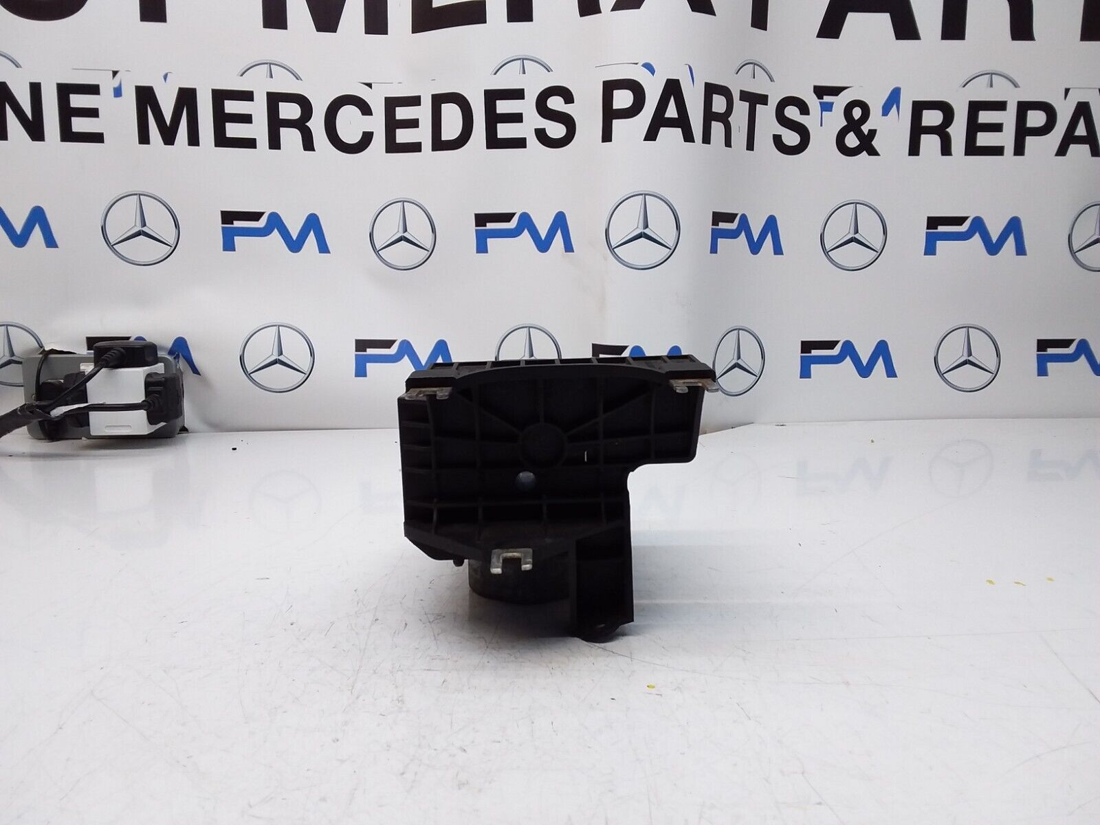 MERCEDES CLA W246 ABS PUMP MODULE CONTROL UNIT A2464300210 FM00432