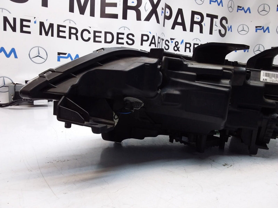 MITSUBISHI OUTLANDER MK3 2018 HEADLIGHT DRIVER SIDE RIGHT R009A Z6UB FMH69