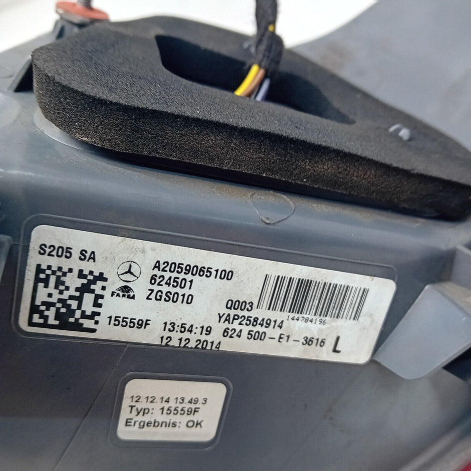 MERCEDES C-CLASS W205 COUPE 2019 REAR PASSENGER N/S TAIL LIGHT A2059063105 FMT41