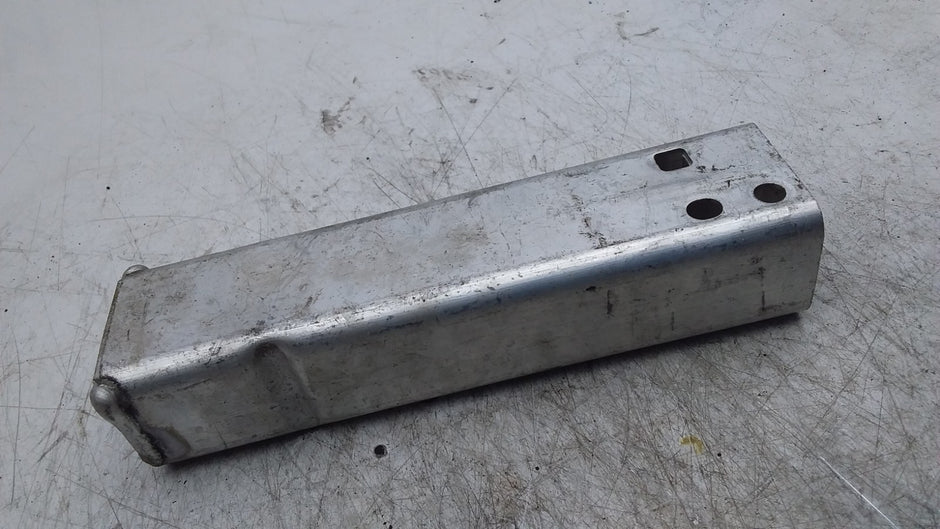 MERCEDES C-CLASS  W205 LOWER REINFORCEMENT CRASH ABSORBER BAR A2056203701 FMR393