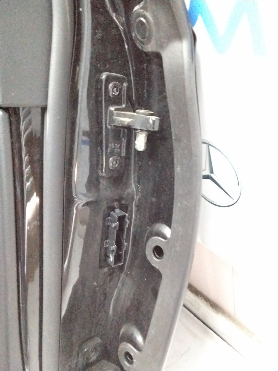 MERCEDES BENZ  E-CLASS W213 PASSENGER SIDE REAR DOOR N/S/R COMPLETE BLACK FMD62