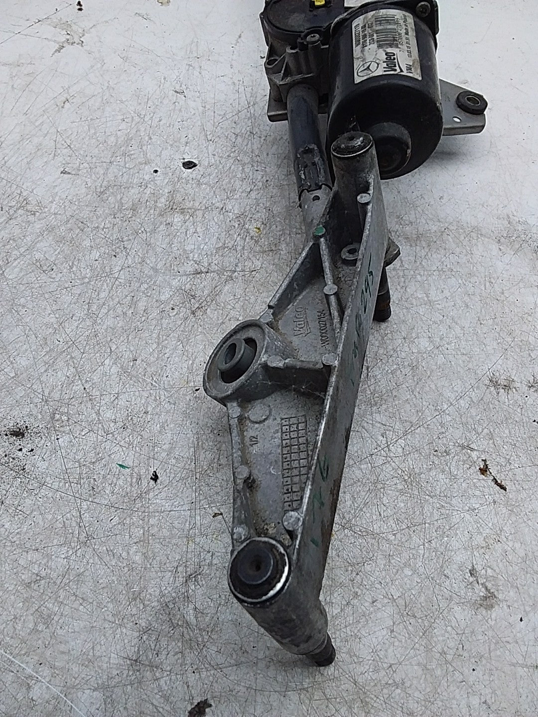 MERCEDES A-CLS W176 WIPER MOTOR AND LINKAGE A1769061900 FMR295