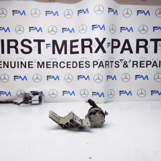 MERCEDES C-CLASS W205 ELECTRIC COOLER WATER PUMP A2055013020 FM00407
