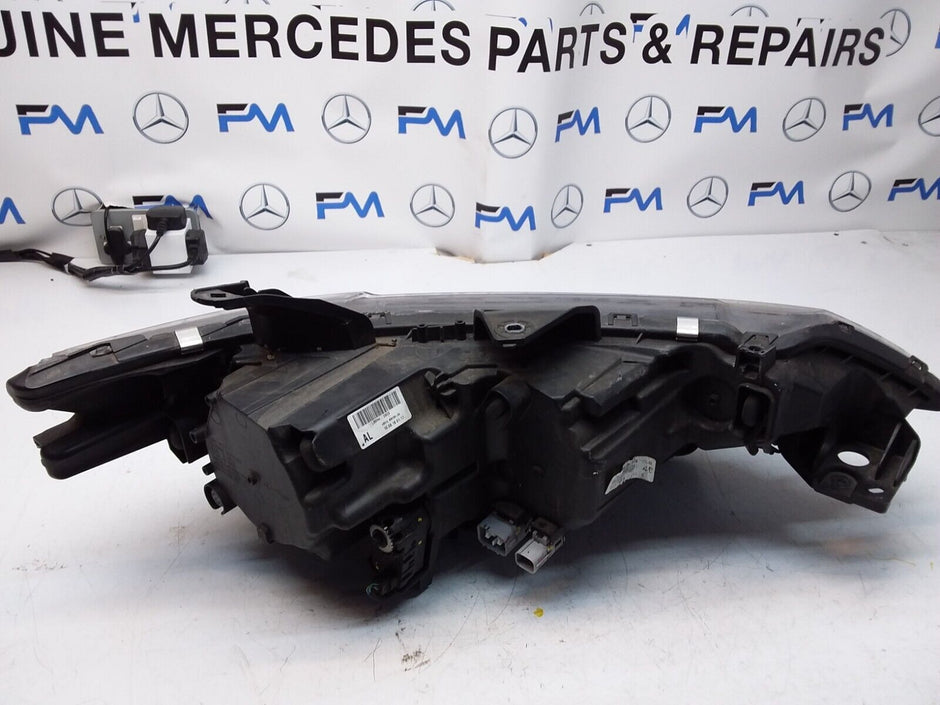 MITSUBISHI OUTLANDER MK3 2018 HEADLIGHT PASSENGER SIDE LEFT L009A Z80S FMH67