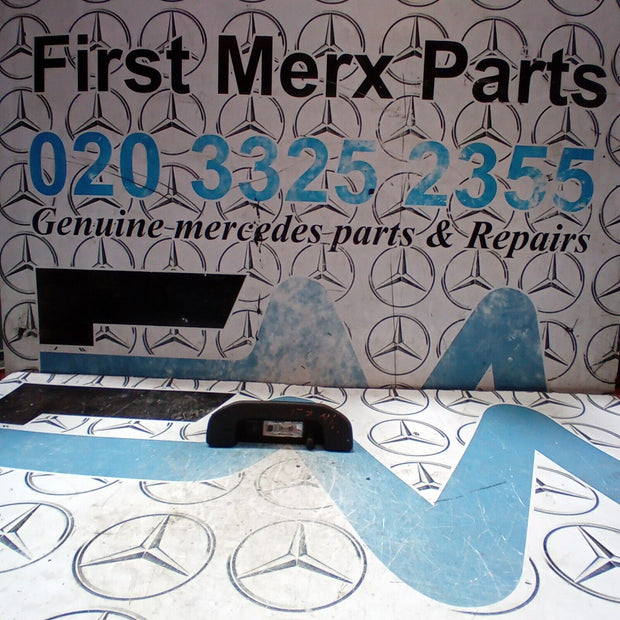 2016 MERCEDES E CLASS E220 W213 REAR LEFT SIDE INTERIOR ROOF HANDLE WITH LIGHT