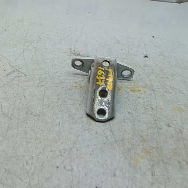 MITSUBISHI OUTLANDER MK3  FRONT DOOR HINGE PANEL A521 A046834 FM001637