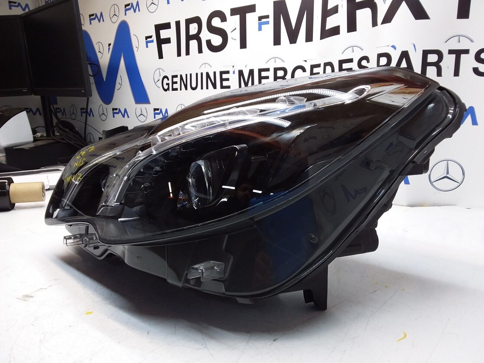 MERCEDES C CLASS W207 HEADLIGHT LED N/S COMPLETE FACELIFT  FMH17
