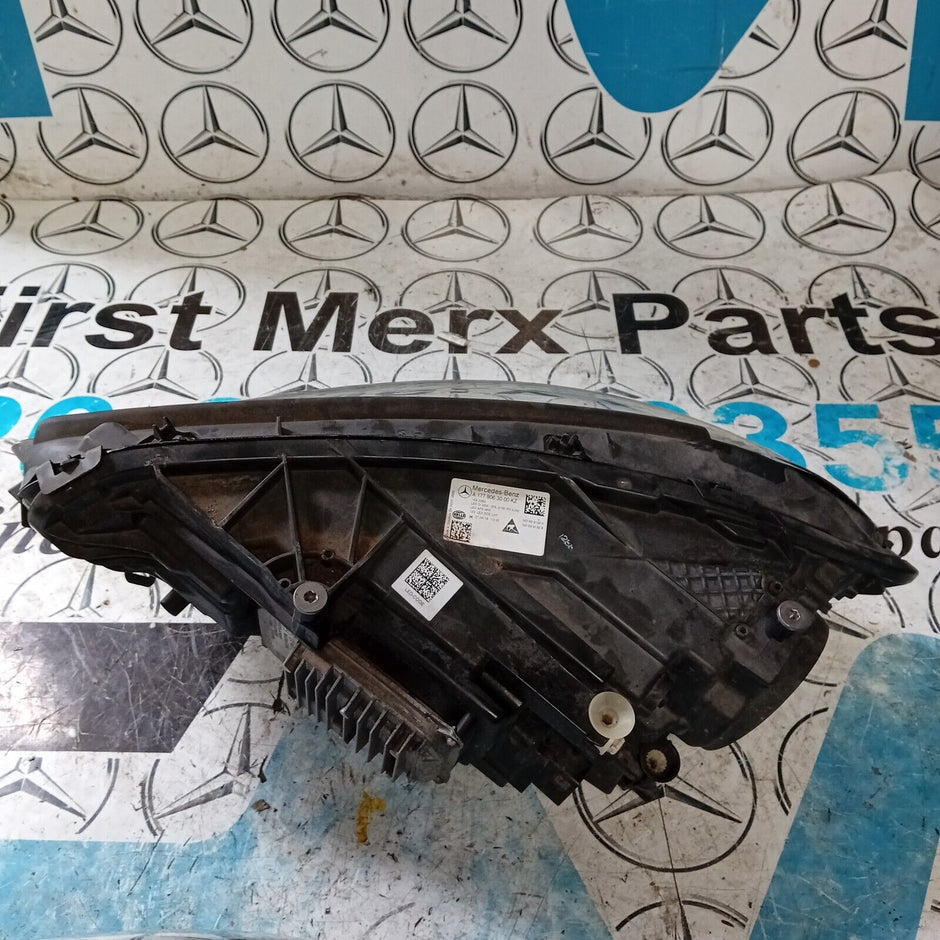 MERCEDES W177 A CLASS 2018-21 GENUINE DRIVER SIDE HEADLAMP A1779063000 FMH99