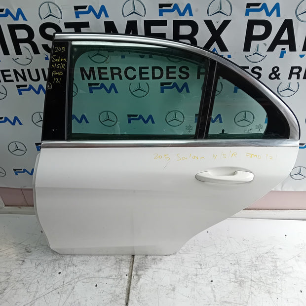 MERCEDES BENZ C-CLASS W205 PASSENGER SIDE REAR DOOR N/S/R WHITE FMD121