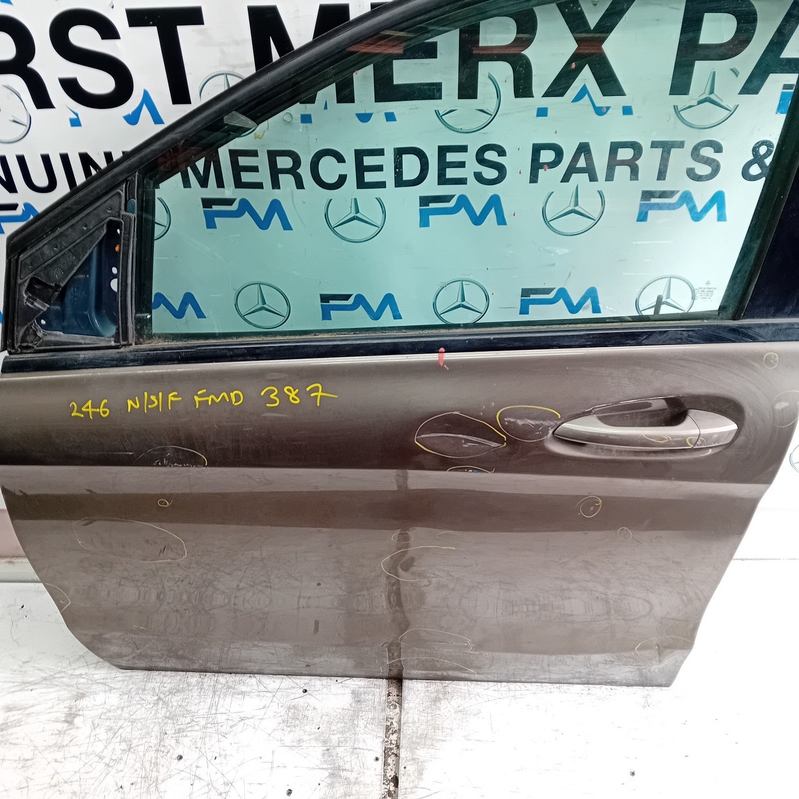 MERCEDES B-CLASS W246 PASSENGER FRONT DOOR NSF BROWN 2012-19 COMPLETE FMD387