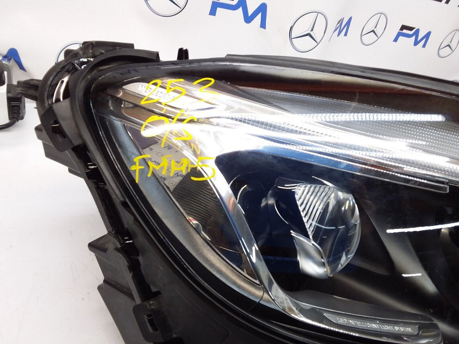 2018 MERCEDES GLC CLASS W253 O/S Driver Side Front Headlight A2539065801 FMH5