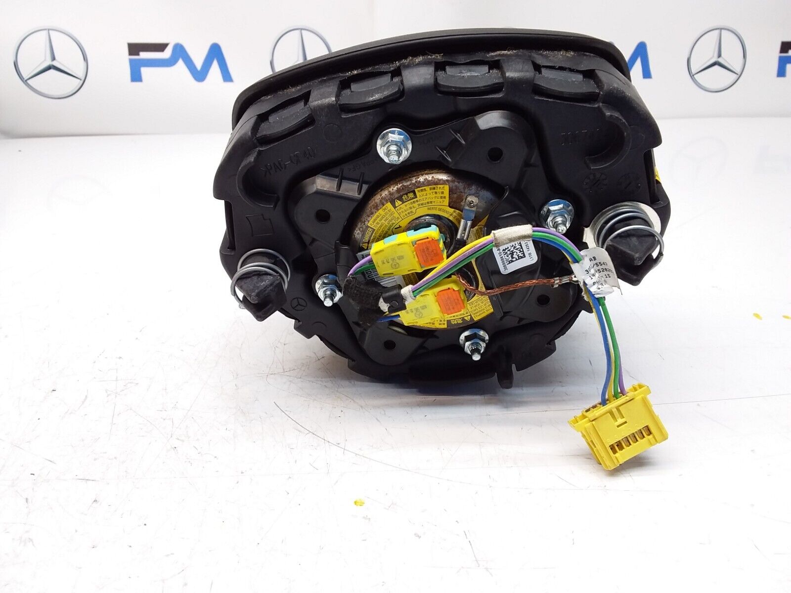 MERCEDES E-CLASS W204 STEERING WHEEL AIRBAG 308237595162-AC FM00497