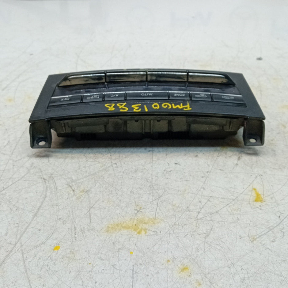 MERCEDES E CLASS W207 W212 CLIMATE CONTROL PANEL A2129008608 2016 FM001388