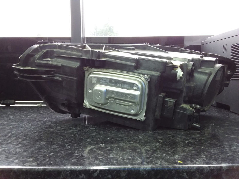 MERCEDES CLA W118 19-23 LEFT PASSENGER SIDE LED HEADLAMP A1189068600 FM69