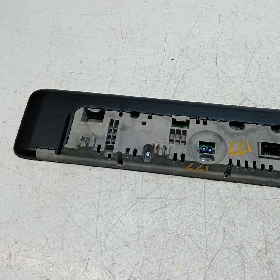 MERCEDES A B-CLASS W177 W247 DISPLAY SCREEN A2479007204 2018 ON FM001529