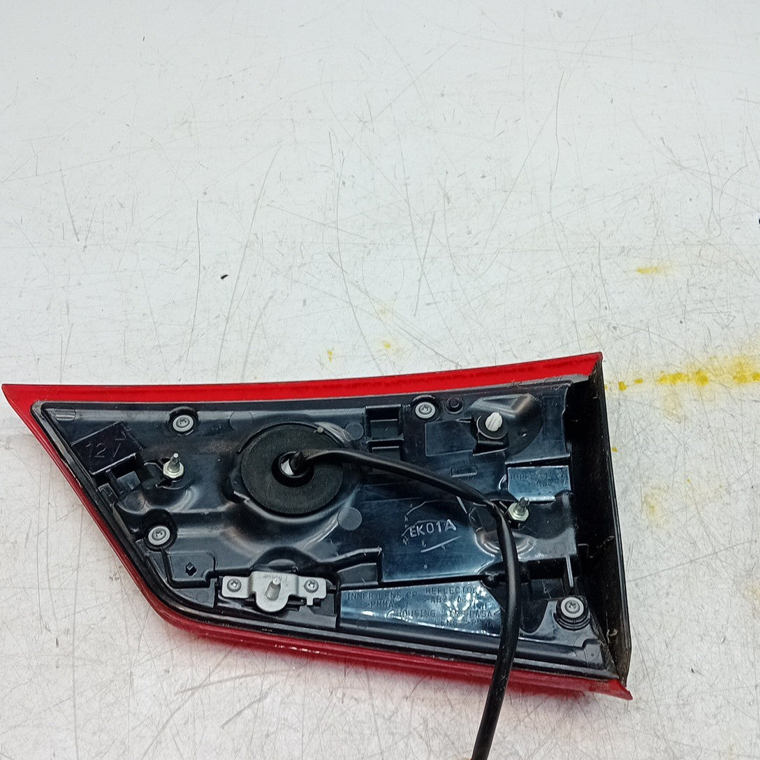 MITSUBISHI OUTLANDER MK3 PASSENGER SIDE LEFT REAR INNER TAIL LIGHT 2013 FMT303
