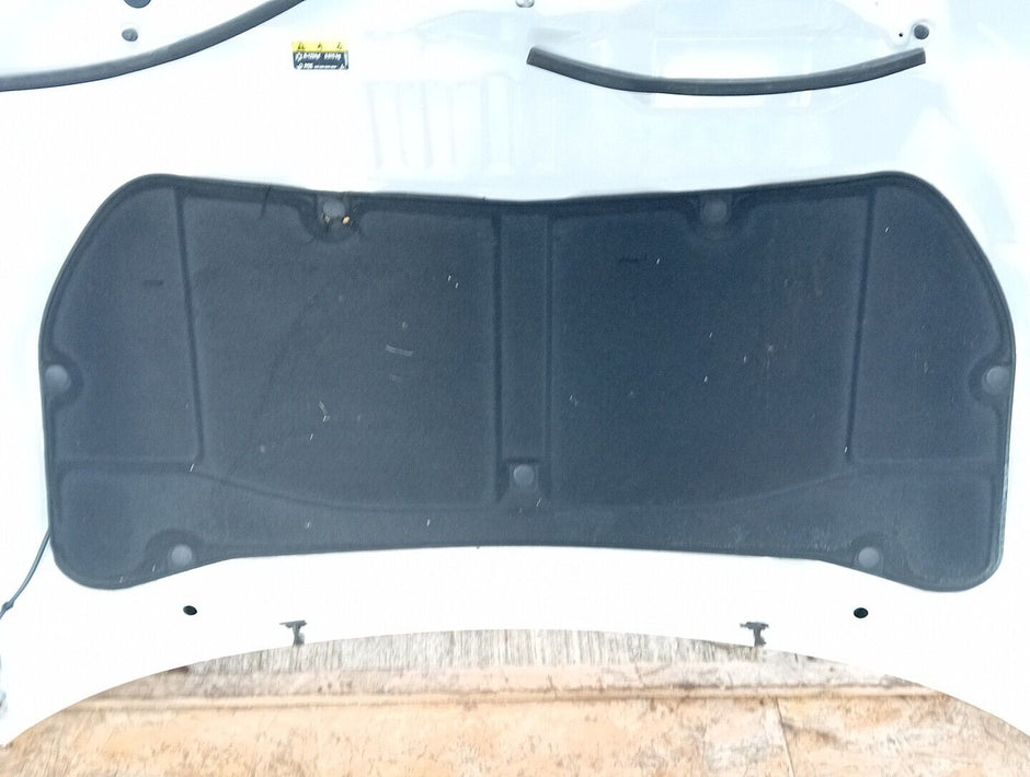 MITSUBISHI OUTLANDER MK3 BREAKING FRONT BONNET HOOD IN WHITE W13 DAMAGED 2013