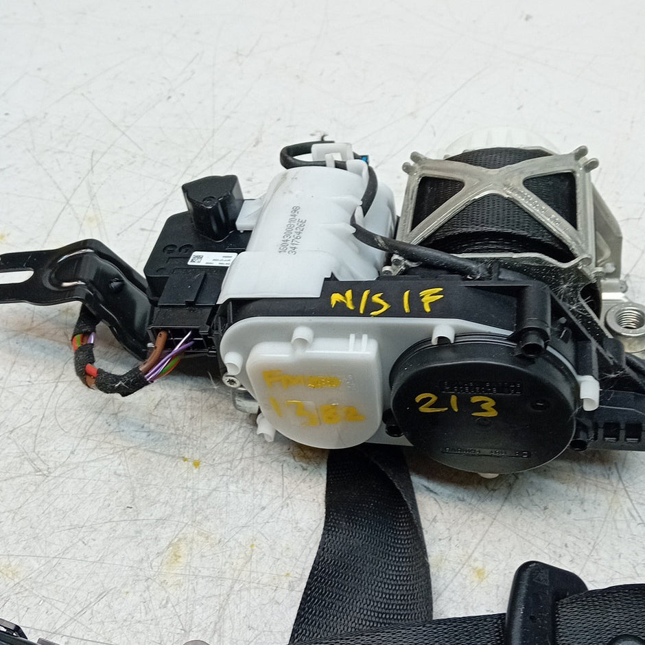 MERCEDES E-CLASS W213 REAR PASSENGER SIDE SEAT BELT BLACK A2138605500 FM001382