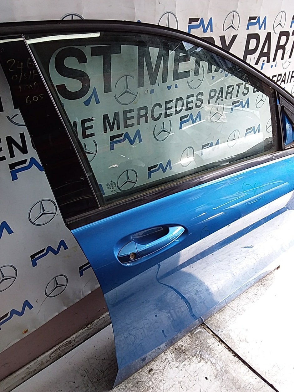 MERCEDES B-CLASS W246 DRIVER FRONT DOOR OSF BLUE 2012-19 COMPLETE FMD605