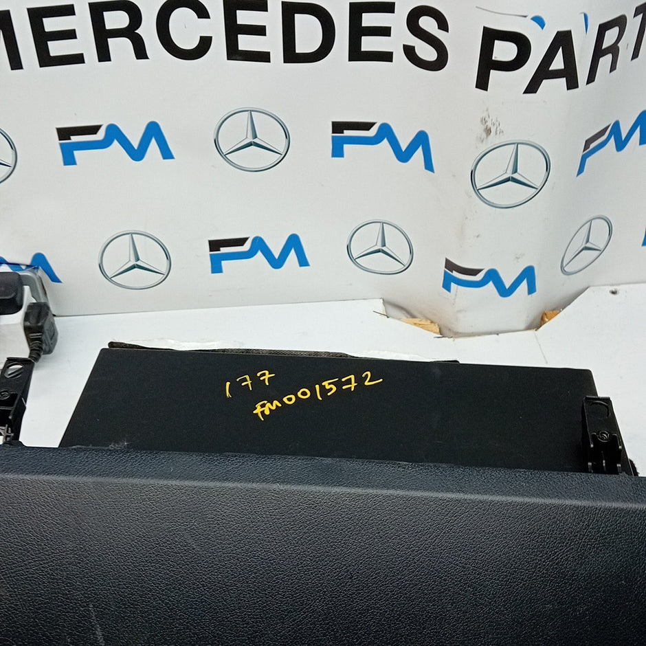 MERCEDES BENZ  A-CLASS W177 DASHBOARD GLOVEBOX 2018 A1776803800 FM001572