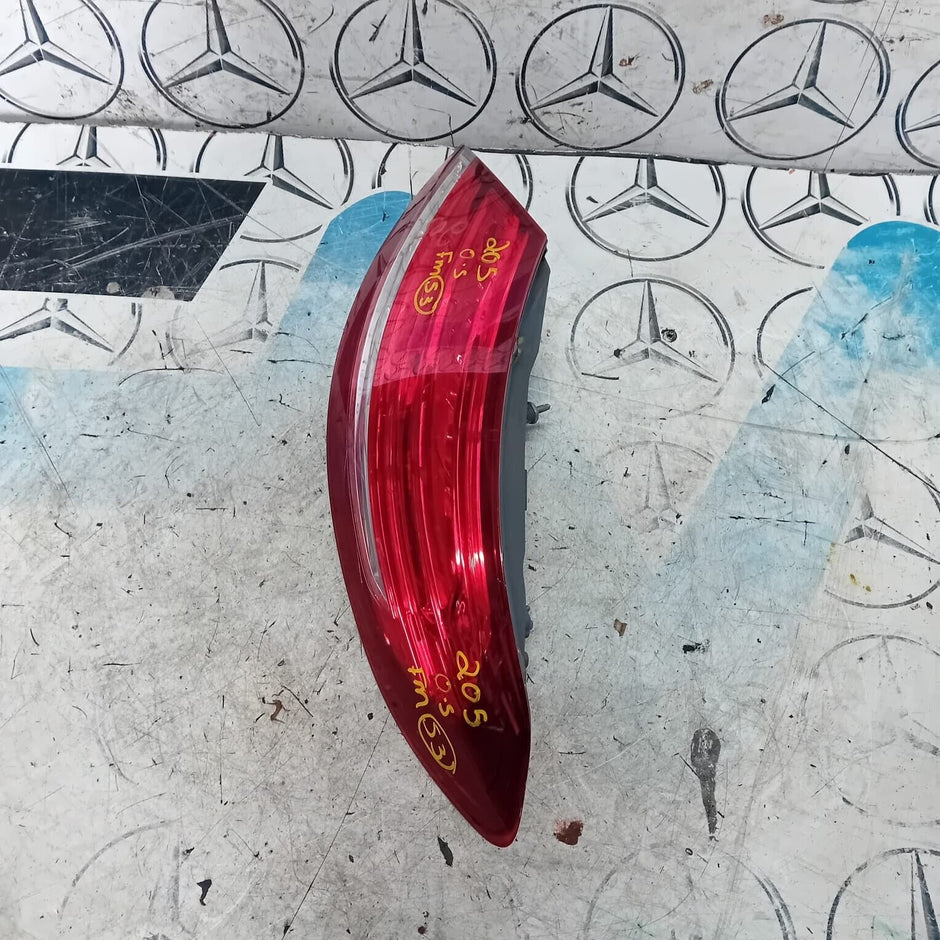 MERCEDES C CLASS COUPE DRIVER SIDE OUTER TAILLIGHT 2015-18 A2059066400