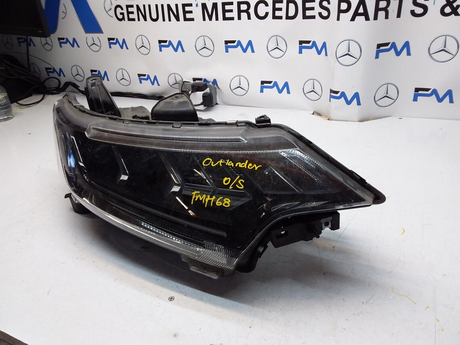 MITSUBISHI OUTLANDER MK3 2018 HEADLIGHT DRIVER SIDE LEFT R009A Z8CX FMH68
