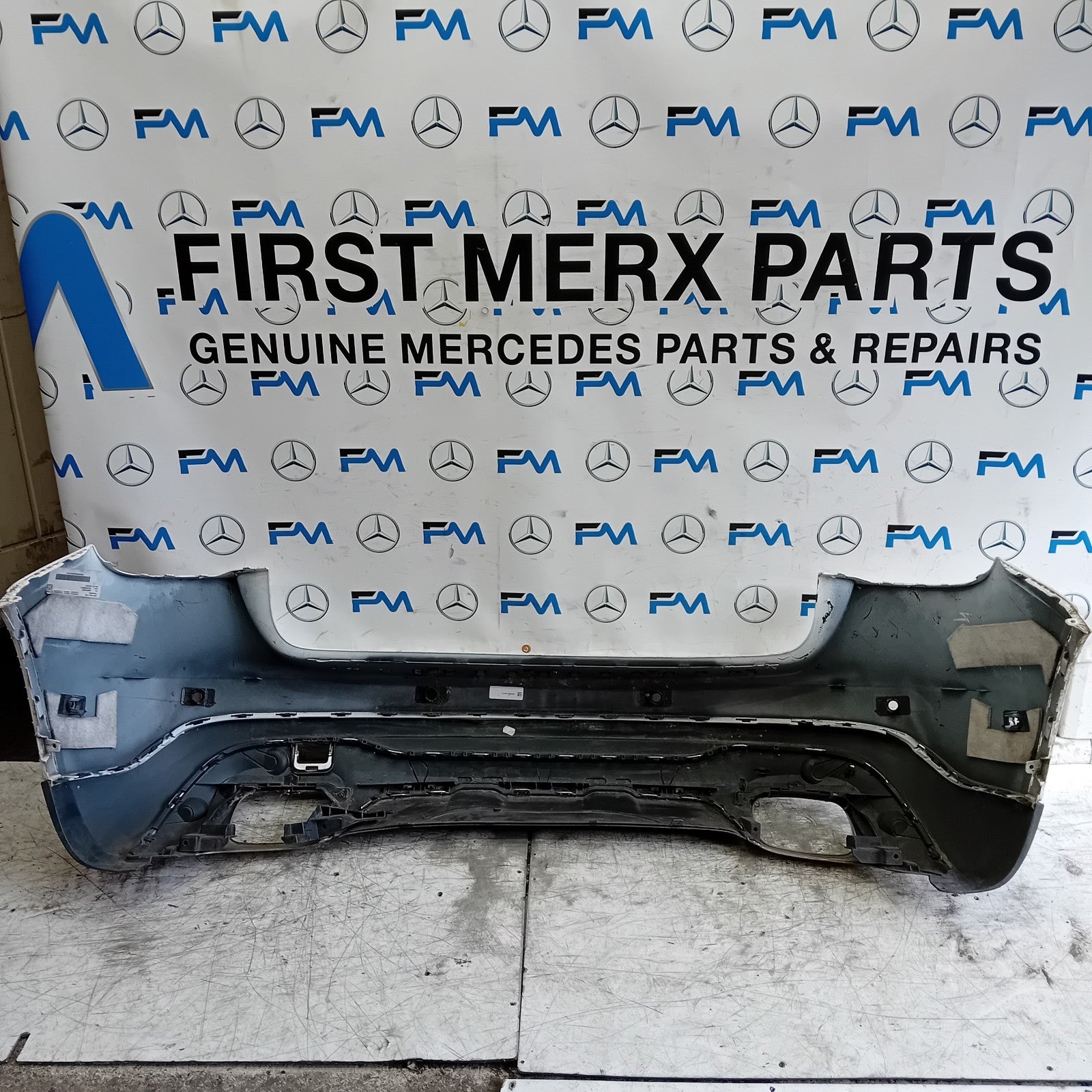 MERCEDES BENZ GLA W156 REAR BUMPER WHITE 2014-2019 A1568802640 FMX143