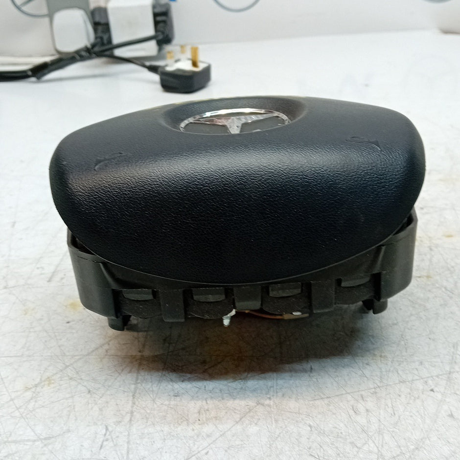 MERCEDES BENZ A-CLASS W176 STEERING WHEEL AIRBAG DRIVER OS RIGHT Q6 FM001527
