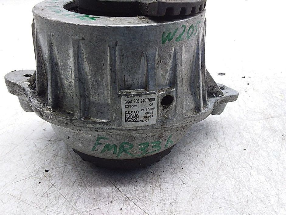 MERCEDES BENZ  C-CLASS W205  ENGINE MOUNT LEFT NS A2532407600 FMR336