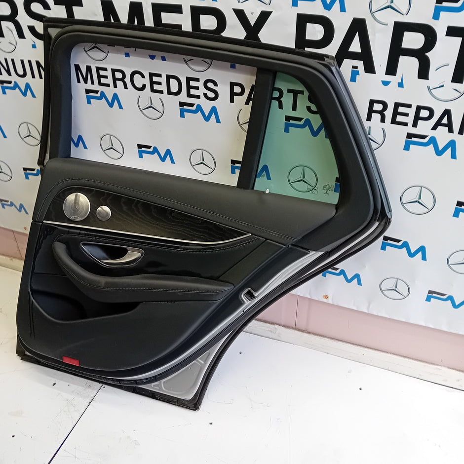 MERCEDES BENZ E-CLASS W213 DRIVER SIDE REAR DOOR ( OFF SIDE REAR ) FM013