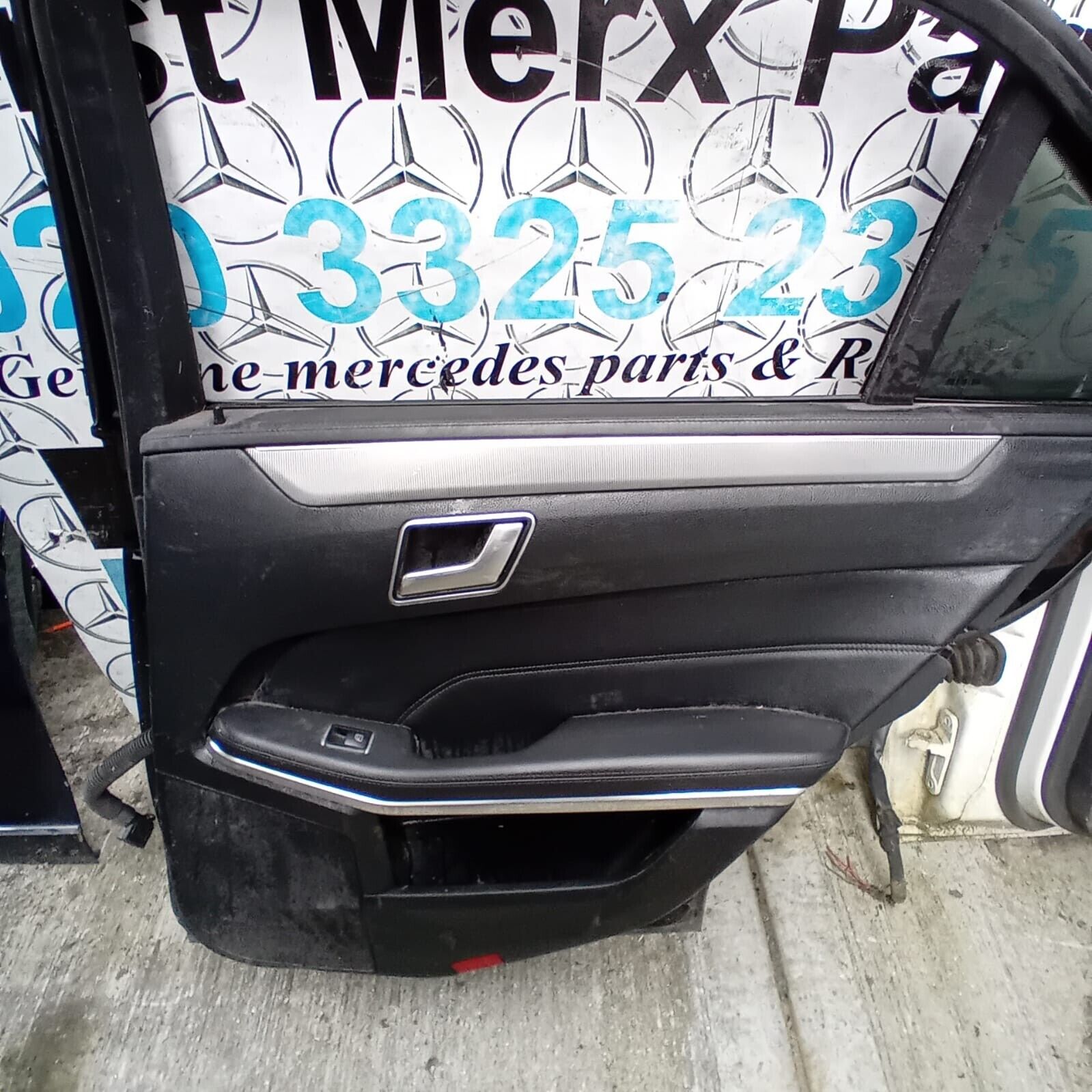 MERCEDES BENZ E-CLASS W212 DRIVER SIDE REAR DOOR ( OFF SIDE REAR )